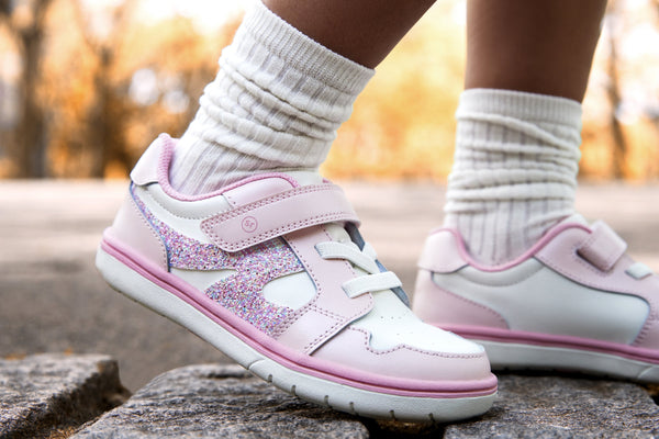 Stride Rite SRT Sneaker London Soft Pink